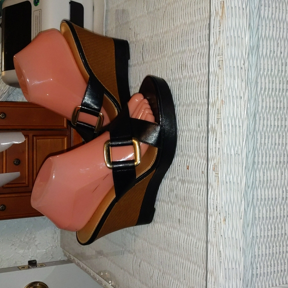 Chaps Makayla black wedge sandals - Picture 2 of 8